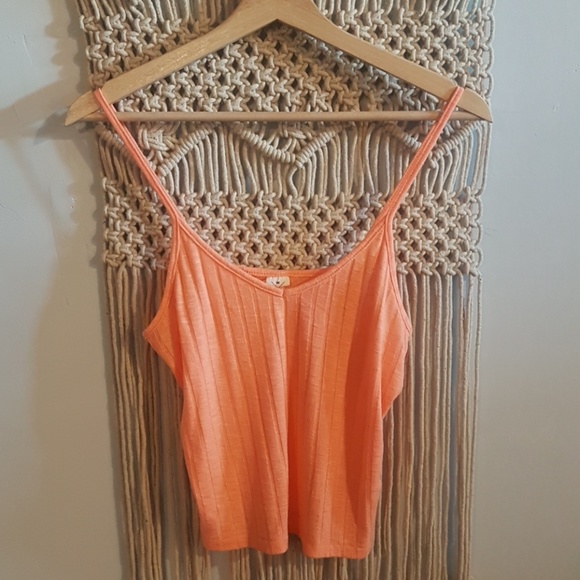 Tank top - Picture 1 of 2